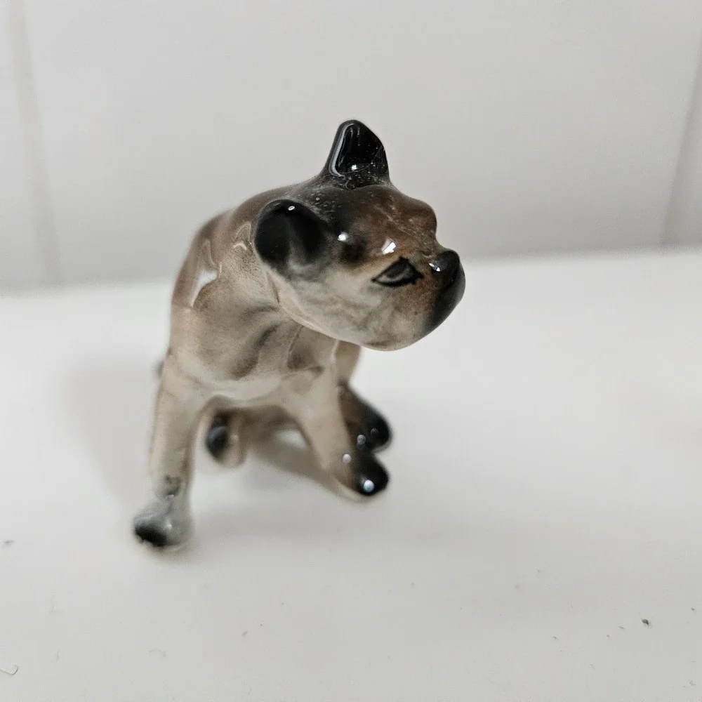 Vintage Figurine Mini Shy Boxer Dog Hagen‎ Rennaker Style Porcelain